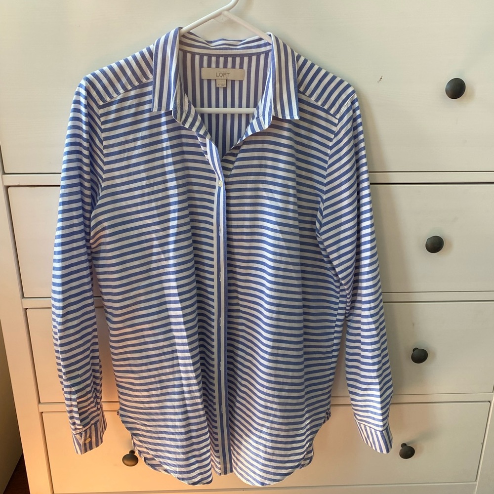 LOFT Women’s Button Down Shirt
